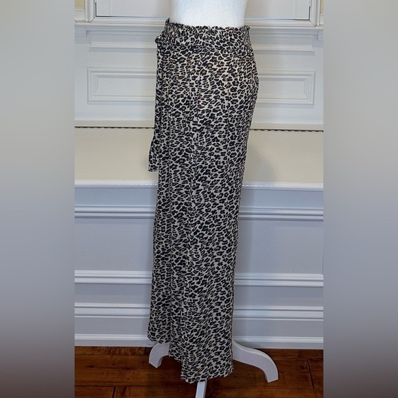 C&C California Leopard Print Wide Leg Pull on Pants with Tie Women’s Size Medium - Picture 5 of 11